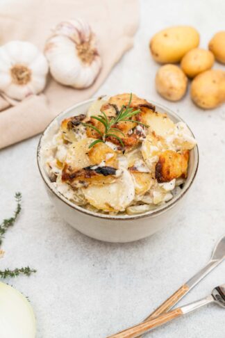 Gratin pommes de terre champignons de paris et huile de truffe